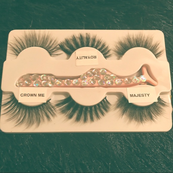 Other - ROYALTY LASH BOOK